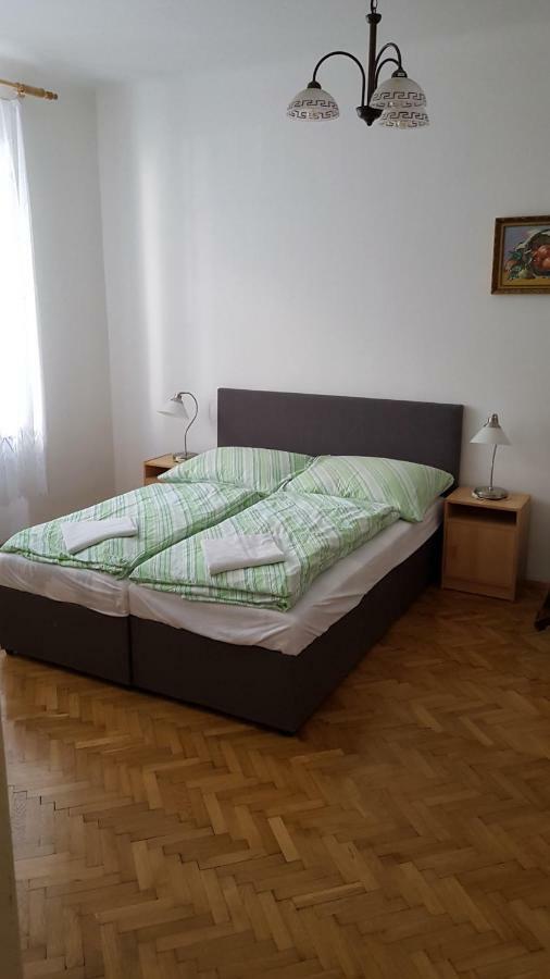 Apartmany Racianska 브라티슬라바 객실 사진